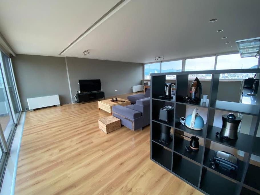 Luxury Loft By Boy Apartment Patras Exterior photo